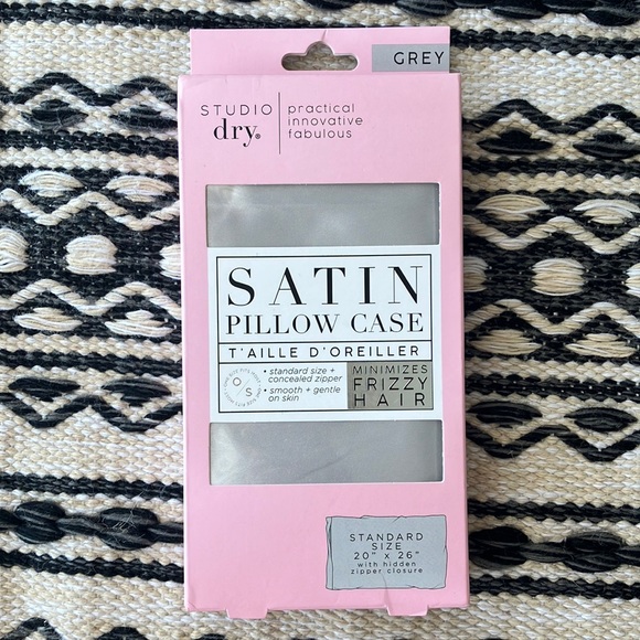 Gray Satin Pillowcase - Picture 1 of 4